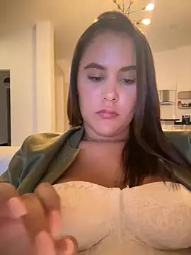 LexyRobert online show from 09-27-25, 01:32