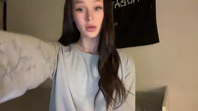 ur molly online show from 10-12-25, 04:17