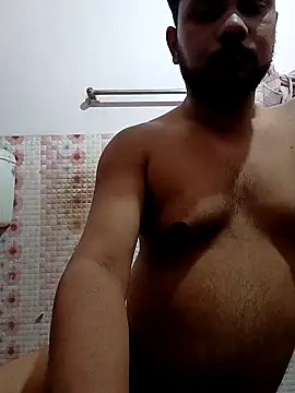 Snapshot of Sexyghsoh chatting on 09-08-25, 03:55 Sexyghsoh online show from 09-08-25, 03:55
