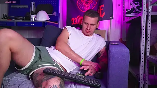 vance rulez online show from 10-04-25, 05:16