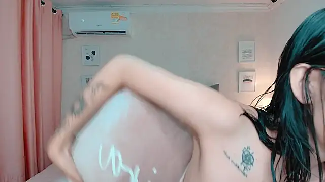 brooklove doll online show from 01-31-25, 07:08