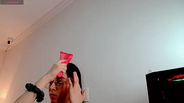 brooklove doll online show from 10-04-25, 03:04