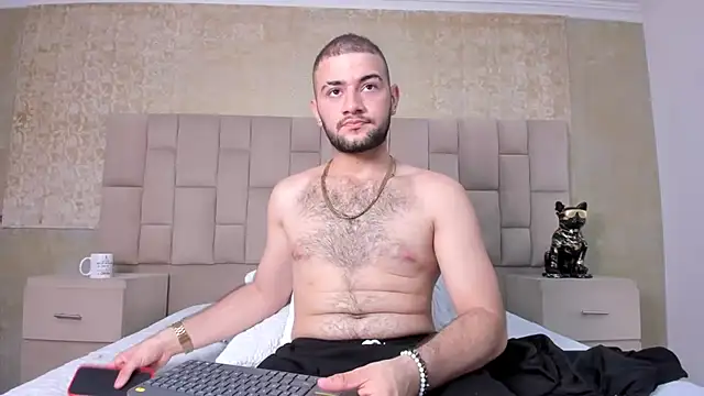 MaximusDick1  online show from 10-15-25, 03:39