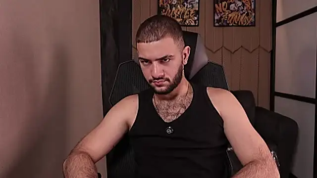 MaximusDick1  online show from 02-18-26, 12:12