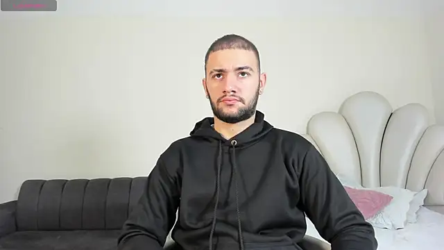MaximusDick1  online show from 06-22-26, 11:40