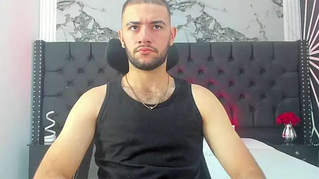 Snapshot of MaximusDick1_ chatting on 07-21-26, 12:07 MaximusDick1 online show from 07-21-26, 12:07