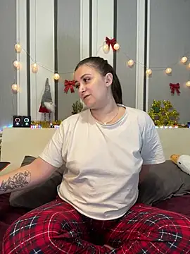 Jadelli online show from 12-21-24, 06:55