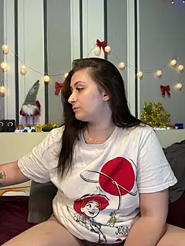 Jadelli online show from 12-22-24, 06:04