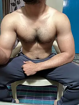 Snapshot of mrweapon7 chatting on 01-20-25, 05:48 mrweapon7 online show from 01-20-25, 05:48