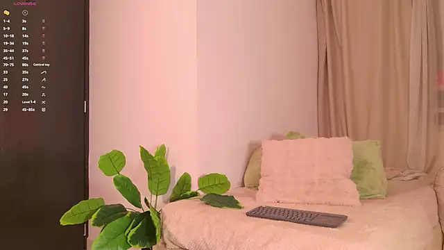 Snapshot of Lorena_Vieira_ chatting on 07-21-26, 12:35 Lorena Vieira online show from 07-21-26, 12:35