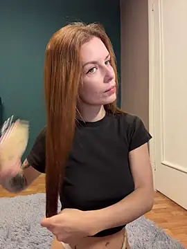 Snapshot of the_perfectgirl chatting on 02-22-26, 06:17 the perfectgirl online show from 02-22-26, 06:17