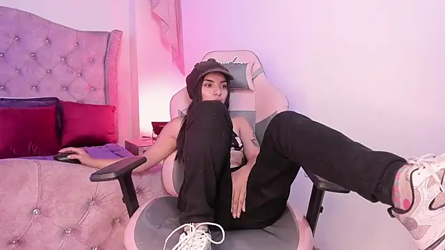 sofi soft  online show from 02-11-25, 10:18