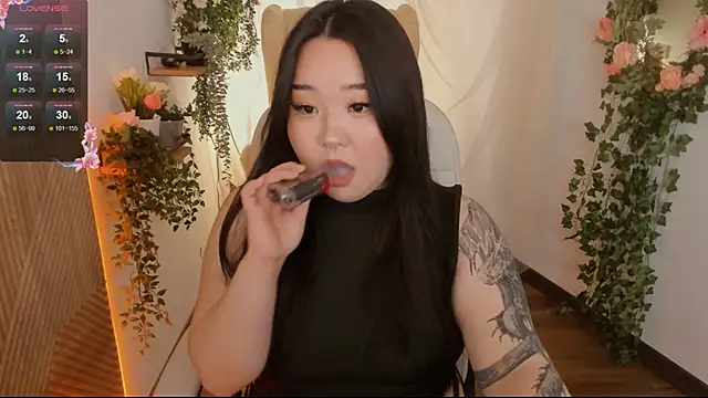 mei honey  online show from 01-25-25, 04:57