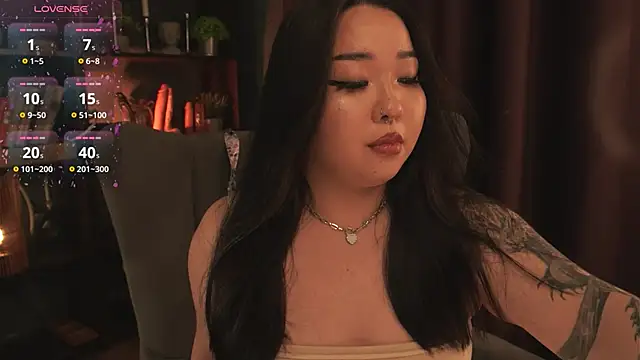 mei honey  online show from 10-14-25, 10:10