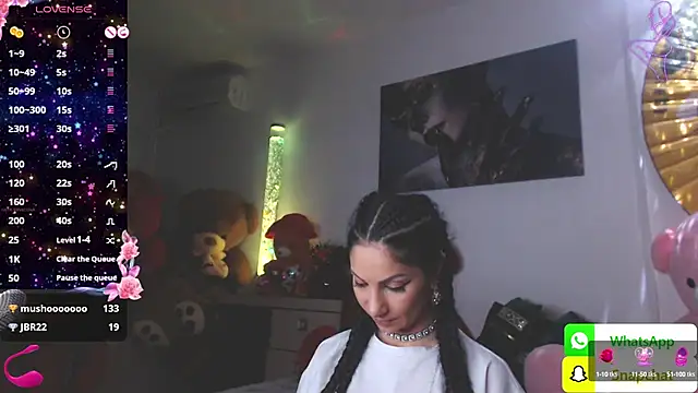 EvelynAisha online show from 02-01-25, 04:11