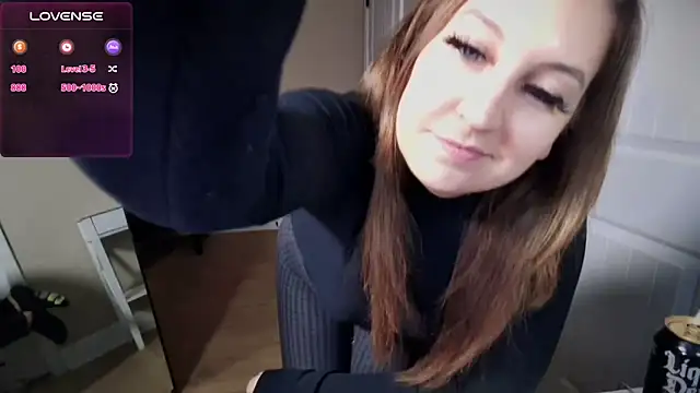 Snapshot of Brooklyn_Bee chatting on 12-05-24, 12:19 Brooklyn Bee online show from 12-05-24, 12:19