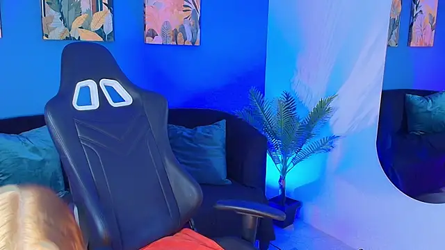 Snapshot of BRITHANY_SPARK chatting on 10-01-25, 03:23 BRITHANY SPARK online show from 10-01-25, 03:23