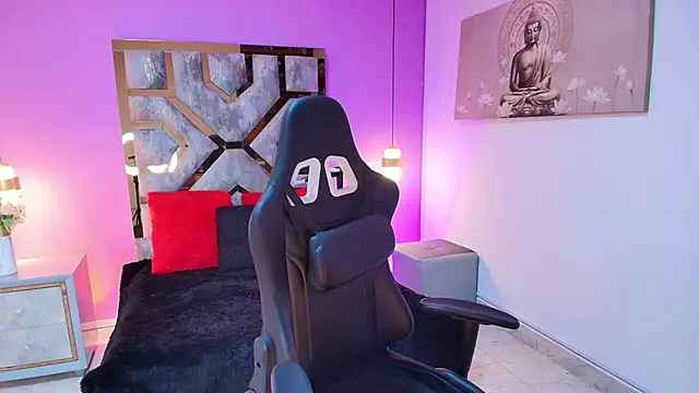 Snapshot of BRITHANY_SPARK chatting on 10-05-25, 03:38 BRITHANY SPARK online show from 10-05-25, 03:38