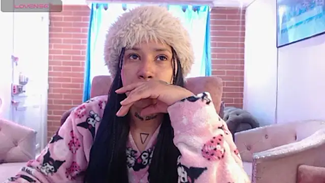 Snapshot of devi_black13_ chatting on 02-12-26, 05:19 devi black13 online show from 02-12-26, 05:19