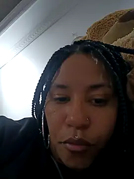 Snapshot of devi_black13_ chatting on 03-11-26, 02:06 devi black13 online show from 03-11-26, 02:06