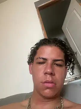 Snapshot of MasteredOpossum chatting on 02-27-26, 01:44 MasteredOpossum online show from 02-27-26, 01:44