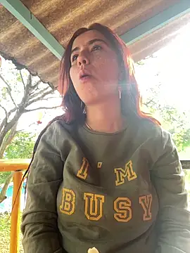 Snapshot of HannaSmiith chatting on 01-29-25, 12:56 HannaSmiith online show from 01-29-25, 12:56