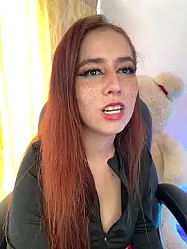 Snapshot of HannaSmiith chatting on 02-28-25, 04:31 HannaSmiith online show from 02-28-25, 04:31