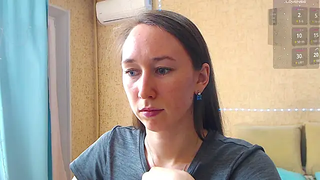 Snapshot of --Model--2 chatting on 03-22-25, 02:47 --Model--2 online show from 03-22-25, 02:47