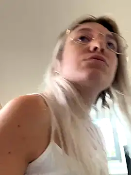 carlaaa online show from 09-11-25, 08:36