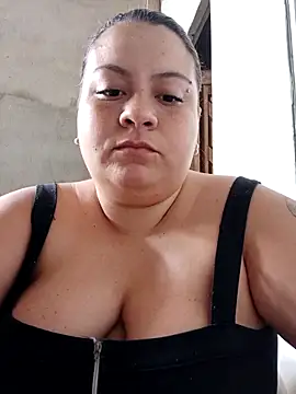 Snapshot of carola_hotwife chatting on 09-20-25, 11:33 carola hotwife online show from 09-20-25, 11:33