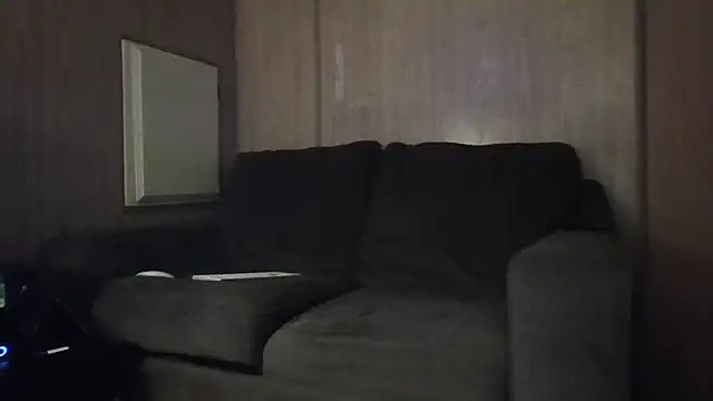 Edward LongCock online show from 05-13-26, 07:28