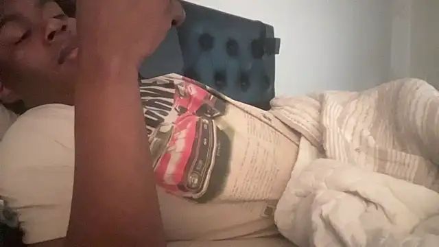 Snapshot of tokenkingtn chatting on 10-25-25, 04:57 tokenkingtn online show from 10-25-25, 04:57