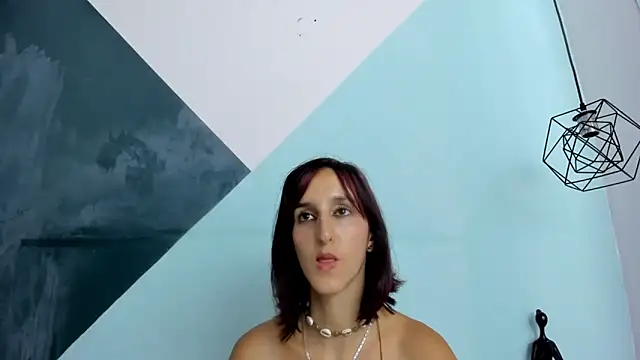 Ambar Roux  online show from 01-07-25, 07:59