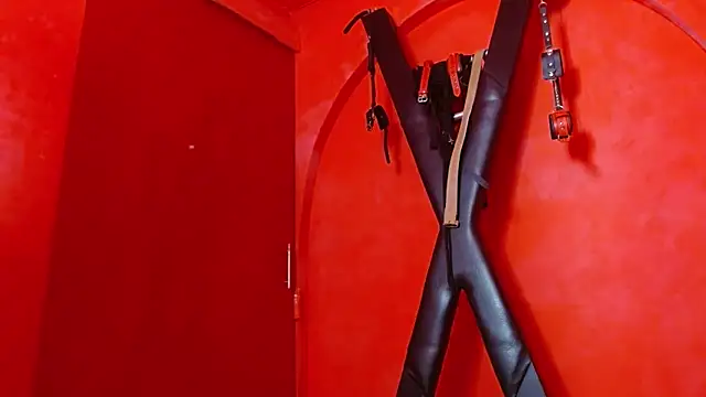 Ambar Roux  online show from 03-12-25, 07:35