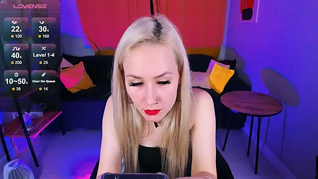 Snapshot of Bunny__of_love chatting on 12-07-24, 07:54 Bunny of love online show from 12-07-24, 07:54