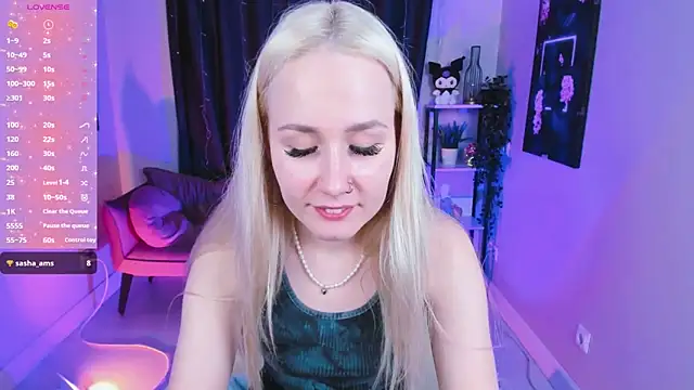 Snapshot of Bunny__of_love chatting on 01-21-25, 10:08 Bunny of love online show from 01-21-25, 10:08