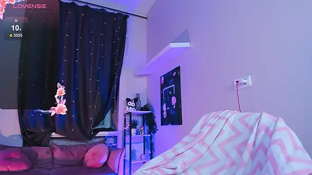 Snapshot of Bunny__of_love chatting on 02-05-25, 07:53 Bunny of love online show from 02-05-25, 07:53