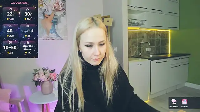 Snapshot of Bunny__of_love chatting on 02-15-25, 01:38 Bunny of love online show from 02-15-25, 01:38