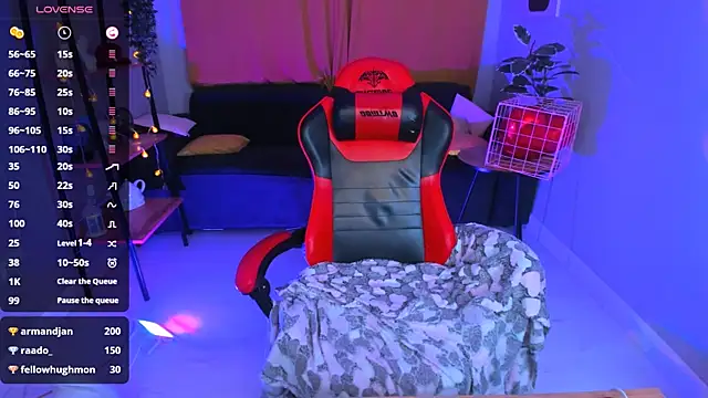 Snapshot of Bunny__of_love chatting on 03-13-25, 07:39 Bunny of love online show from 03-13-25, 07:39