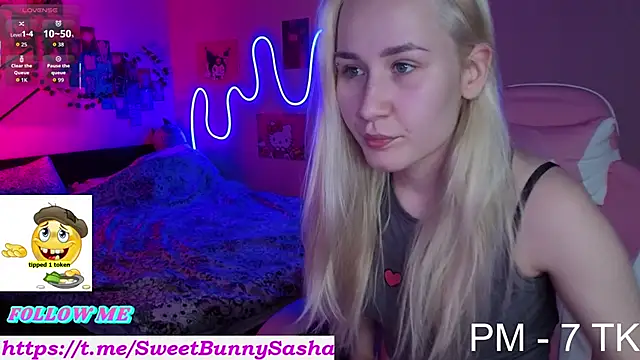 Snapshot of Bunny__of_love chatting on 10-09-25, 12:58 Bunny of love online show from 10-09-25, 12:58