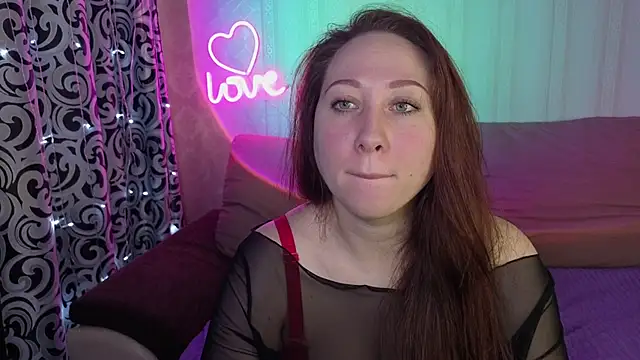 Snapshot of KellyCrystall chatting on 03-27-26, 05:13 KellyCrystall online show from 03-27-26, 05:13