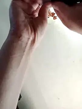 Madame-Butterfly online show from 03-09-25, 05:00