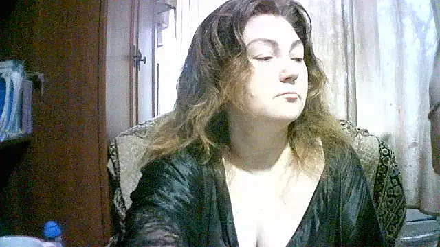 Madame-Butterfly online show from 10-13-25, 02:00