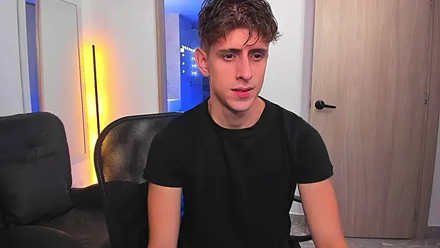 Snapshot of Jasperjoness chatting on 01-05-25, 06:46 Jasperjoness online show from 01-05-25, 06:46