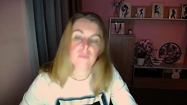 Snapshot of Hot_Milady chatting on 12-09-24, 11:36 Hot Milady online show from 12-09-24, 11:36