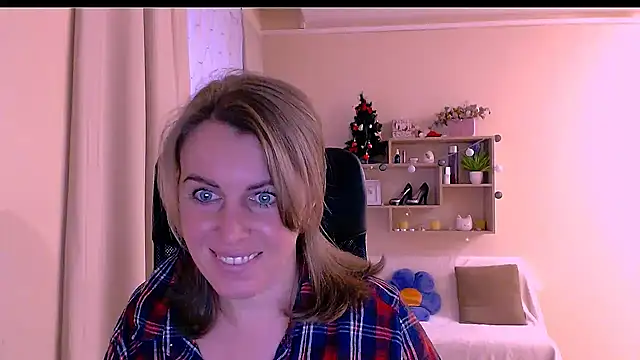 Snapshot of Hot_Milady chatting on 01-27-25, 01:52 Hot Milady online show from 01-27-25, 01:52