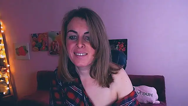Snapshot of Hot_Milady chatting on 02-03-25, 08:13 Hot Milady online show from 02-03-25, 08:13