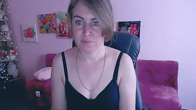 Snapshot of Hot_Milady chatting on 03-13-25, 07:20 Hot Milady online show from 03-13-25, 07:20