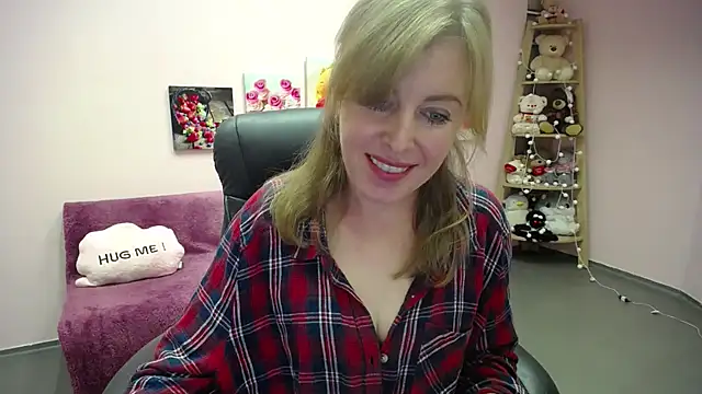 Hot Milady online show from 09-29-25, 07:13