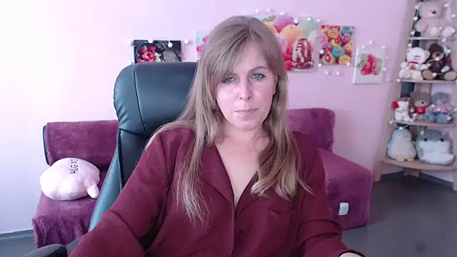 Hot Milady online show from 05-05-26, 07:27